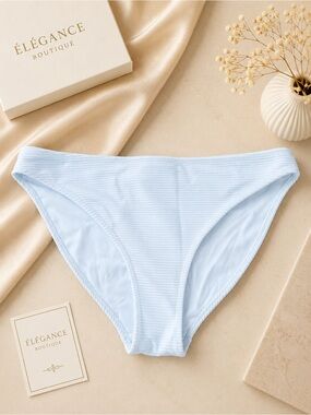H&M White Textured Bikini Bottom Size 6